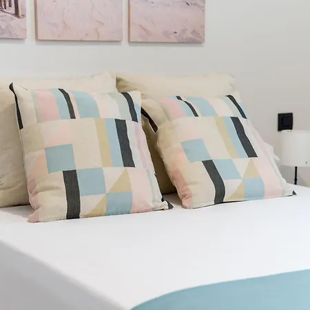 Brand New Downtown Apartamento *