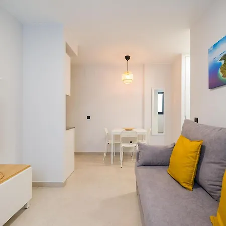Apartman Brand New Downtown *