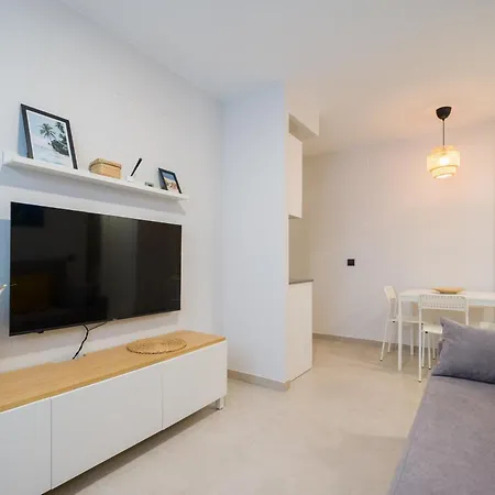 Brand New Downtown Appartement *