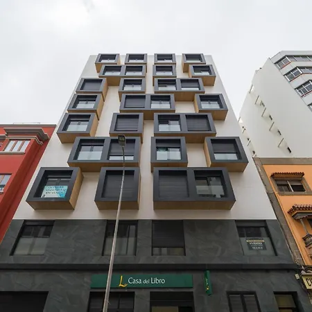 Brand New Downtown Lejlighed